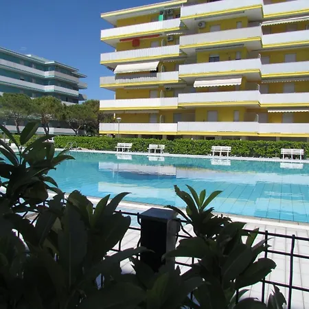 Lovely In A Pool Paradise - Beahost Apartamento *