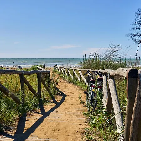 Lovely In A Pool Paradise - Beahost Apartamento Bibione