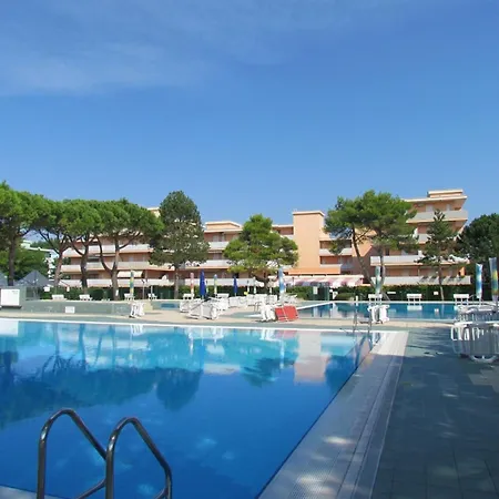 Apartamento Lovely In A Pool Paradise - Beahost *