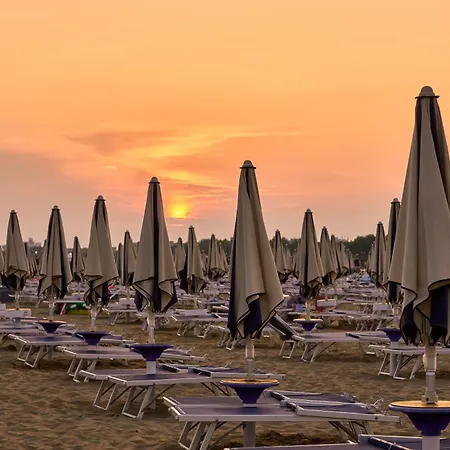 Lovely In A Pool Paradise - Beahost * Bibione
