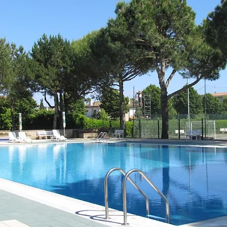Lovely In A Pool Paradise Apartment *