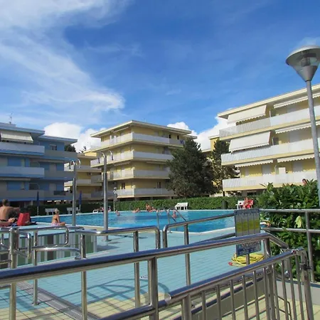 Lovely In A Pool Paradise - Beahost Bibione