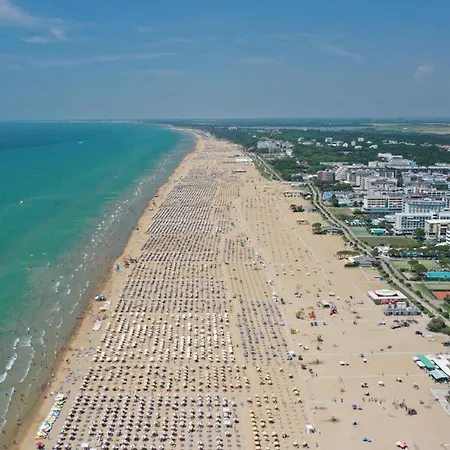Lovely In A Pool Paradise - Beahost Apartamento Bibione