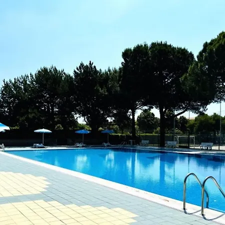 Lovely In A Pool Paradise Apartment *